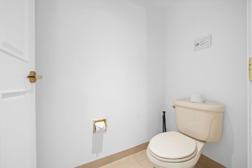 Huge Beachfront Condo Cozysuites At Showboat Atlantic City Extérieur photo