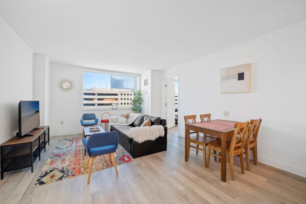 Huge Beachfront Condo Cozysuites At Showboat Atlantic City Extérieur photo
