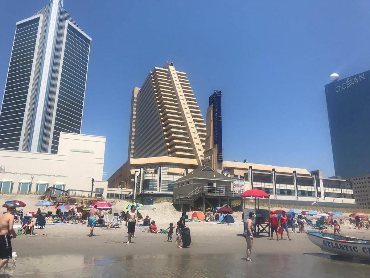 Huge Beachfront Condo Cozysuites At Showboat Atlantic City Extérieur photo